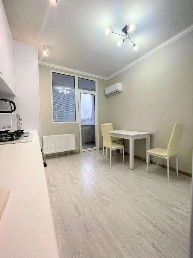 Beautiful Apartment In キシナウ エクステリア 写真