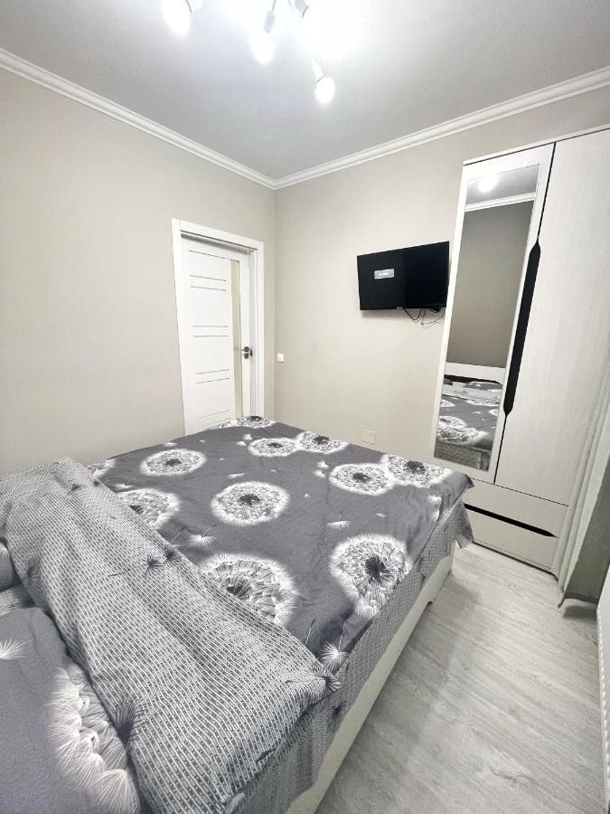 Beautiful Apartment In キシナウ エクステリア 写真