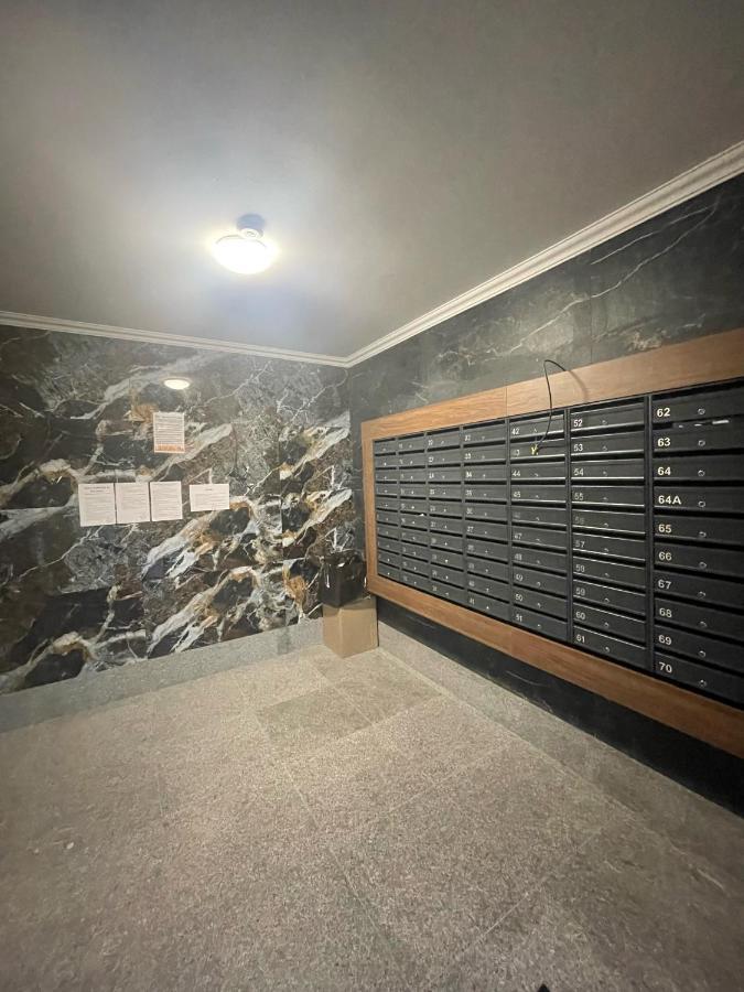 Beautiful Apartment In キシナウ エクステリア 写真