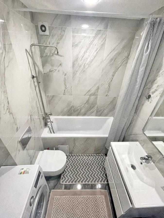 Beautiful Apartment In キシナウ エクステリア 写真